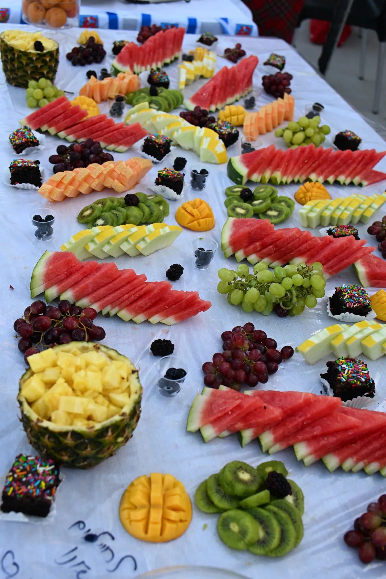 Fresh fruit and desserts for the soldiers