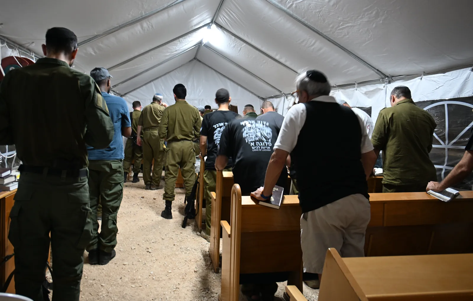 Evening prayer in the army camp synagogue